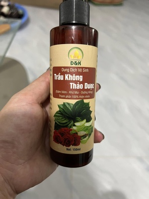 Dung dịch vệ sinh Trầu không thảo dược