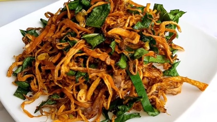 Khô gà lá chanh (túi 500gr)