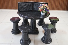 Bàn ghế đá