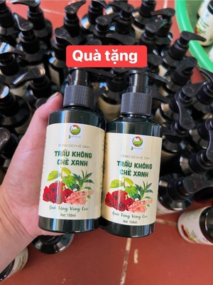 Dung dịch vệ sinh Trầu không – Chè xanh