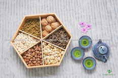 Hộp đựng mứt Tết bằng tre (Hộp lục giác 6 ngăn)